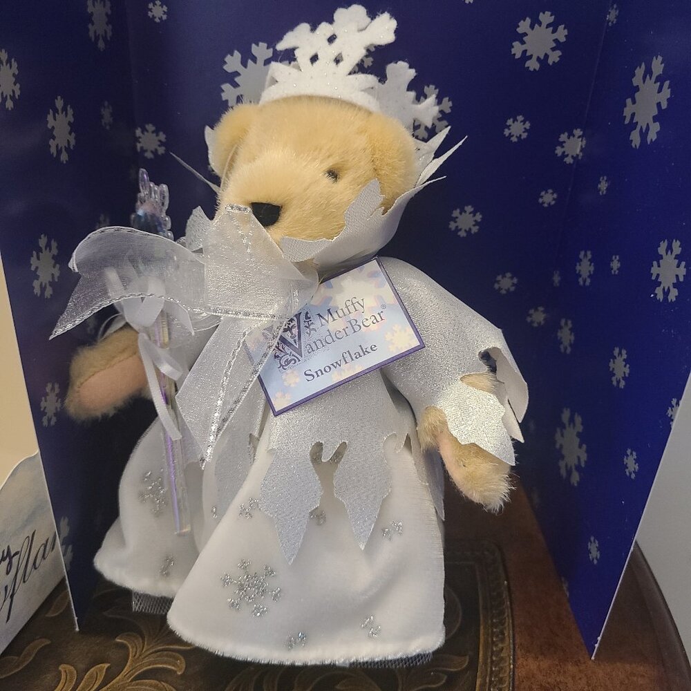 VINTAGE 1993 Muffy Vanderbear Snowflake 8” Bear Limited Edition With Box  NOS